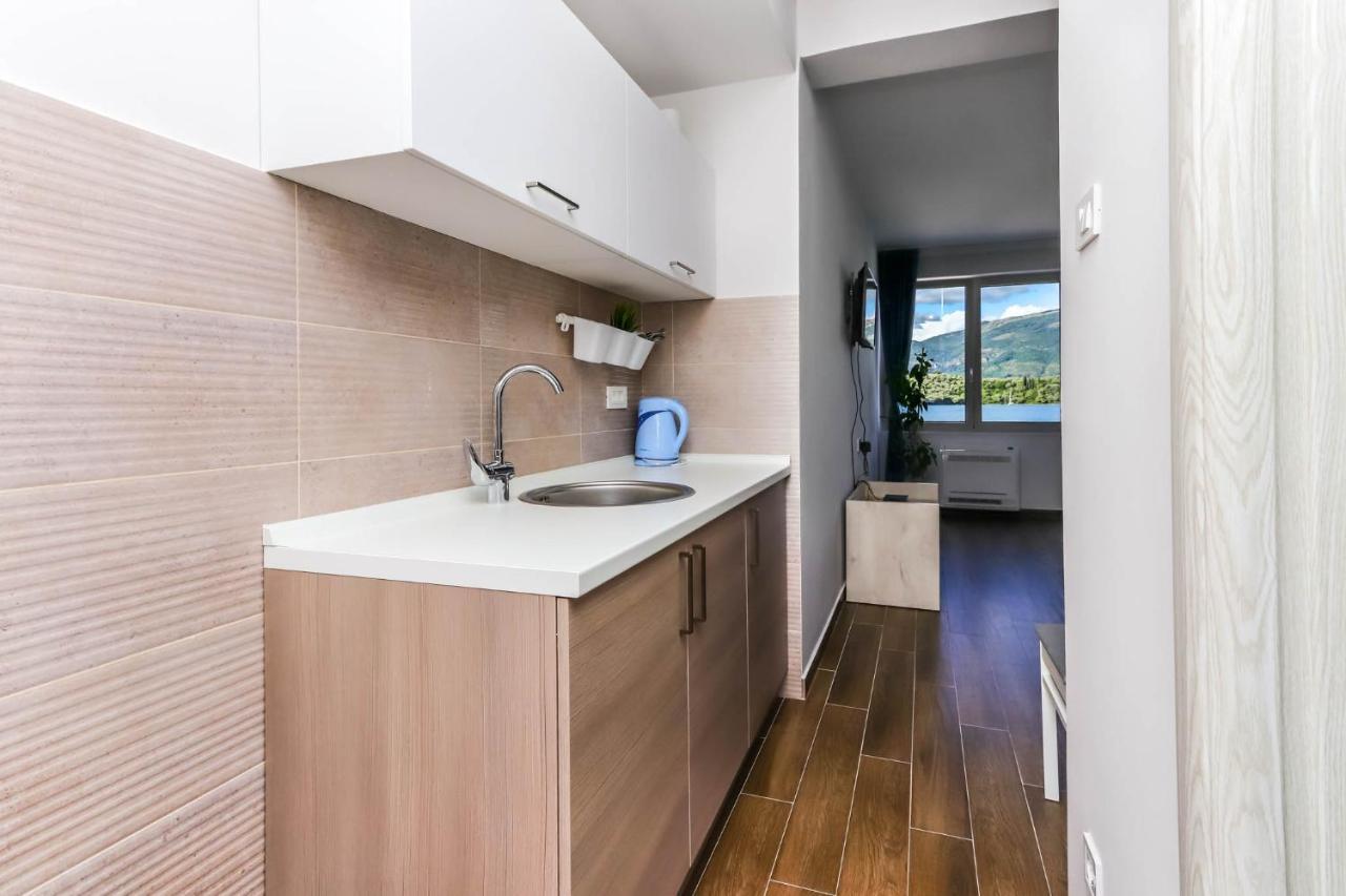 Timea Apartment Tivat Eksteriør bilde